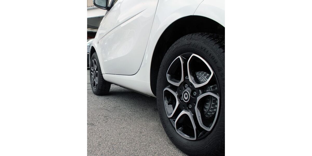 Smart ForTwo 46.646 km 9.999 &euro; Röthenbach a. d. Pegnitz 90552