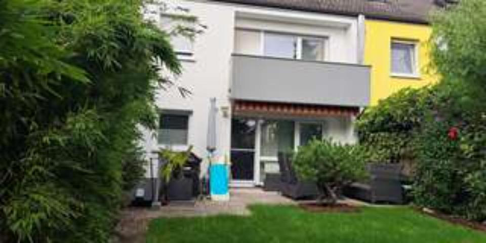 Reihenhaus Nürnberg Schnepfenreuth - 6 Zimmer, 150 m&sup2;, 2.180&euro; | Angebot:25408448