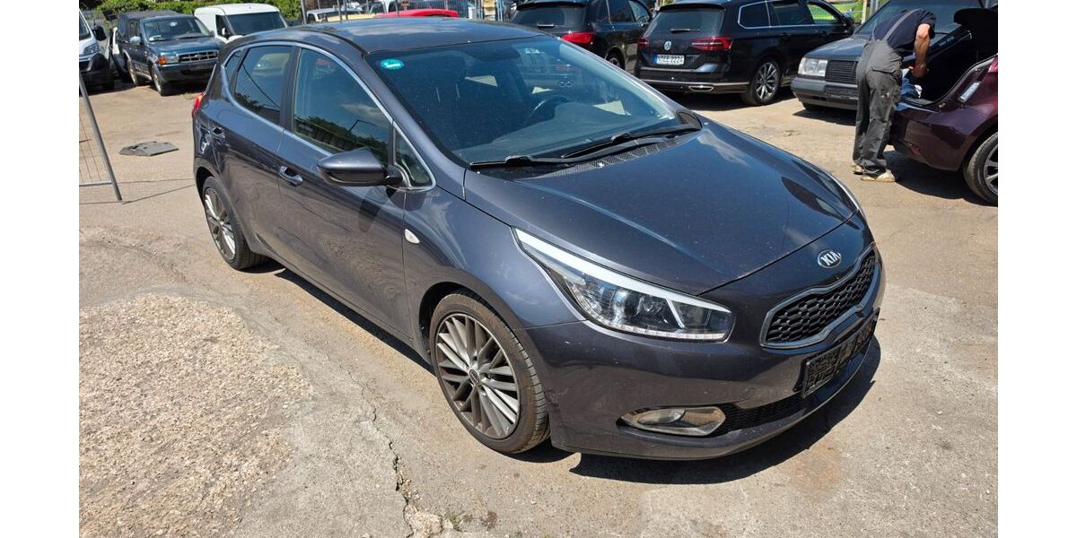 Kia ceed / Ceed 299.000 km 2.750 &euro; Nürnberg 90441