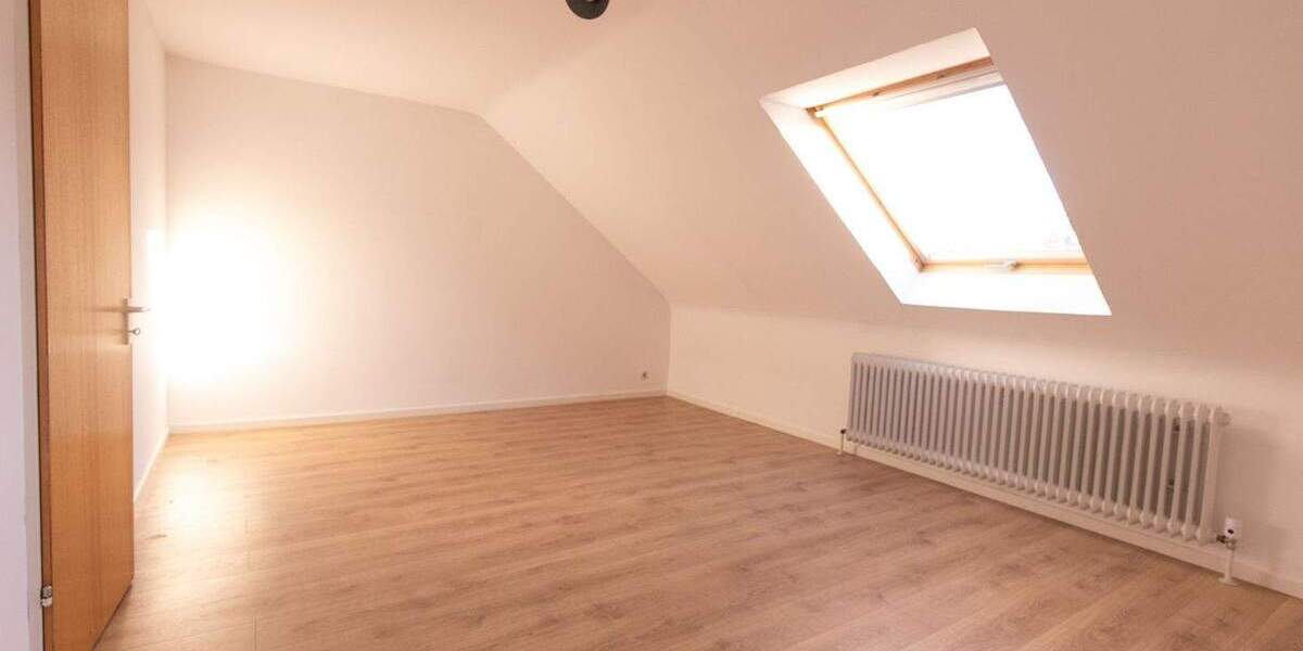 Reihenmittelhaus Zirndorf Weiherhof - 5 Zimmer, 166 m&sup2;, 485.000&euro; | Angebot:25664760