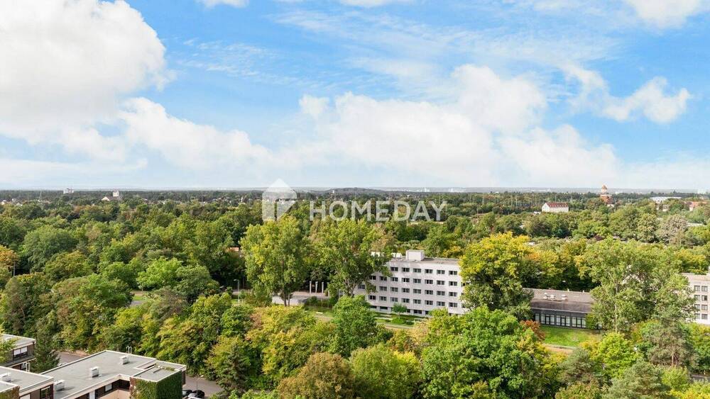 Renovierungsbedürftige 3-Zimmer-Wohnung mit zwei Loggien und optionalem Tiefgaragenstellplatz 3 zimmer