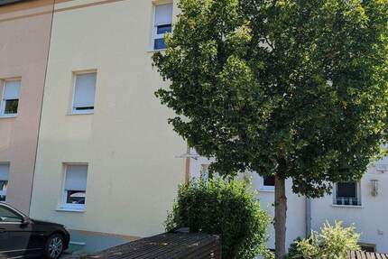 Haus Feucht - 4 Zimmer, 125 m&sup2;, 520.000&euro; | Angebot:25751201