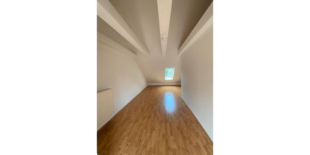 Reihenhaus Nürnberg Katzwang - 4 Zimmer, 136 m&sup2;, 1.950&euro; | Angebot:24700379