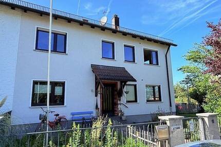 Sonnig gelegene & top gepflegte Doppelhaushälfte in Rückersdorf 6 zimmer