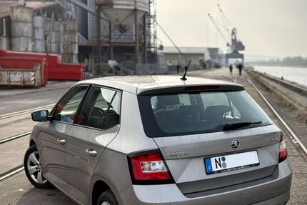 Skoda Fabia 83.670 km 10.699 &euro; Fürth 90766