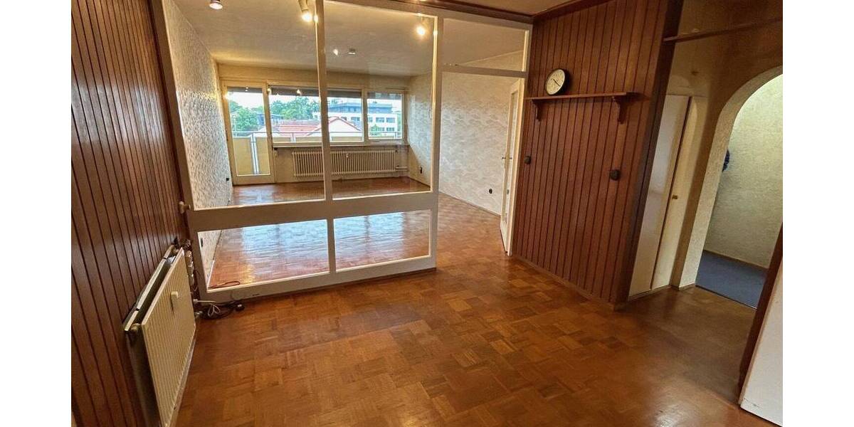 Etagenwohnung Erlangen Innenstadt - 4 Zimmer, 104 m&sup2;, 349.000&euro; | Angebot:25700820