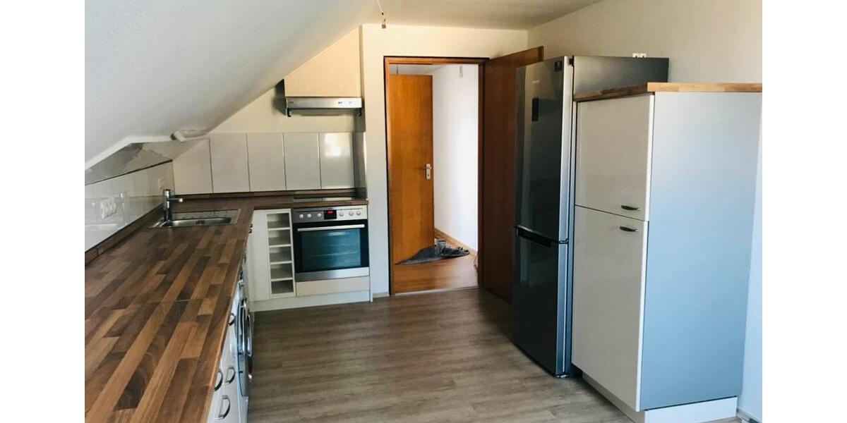 Renovierte 3-Zimmer-DG-Wohnung in ErlangenEltersdorf 3 zimmer