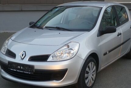 Renault Clio 130.000 km 999 € Nürnberg 90441
