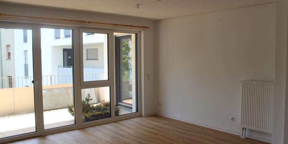 Etagenwohnung Nürnberg Steinbühl - 2 Zimmer, 73 m&sup2;, 298.000&euro; | Angebot:25391829