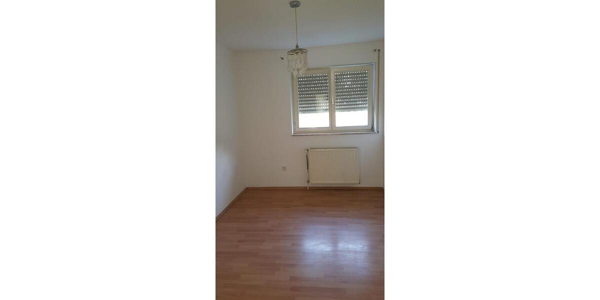 Etagenwohnung Nürnberg Altenfurt - 3 Zimmer, 70 m&sup2;, 1.095&euro; | Angebot:26461533