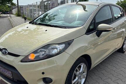 Ford Fiesta 167.740 km 2.700 &euro; Nürnberg 90431