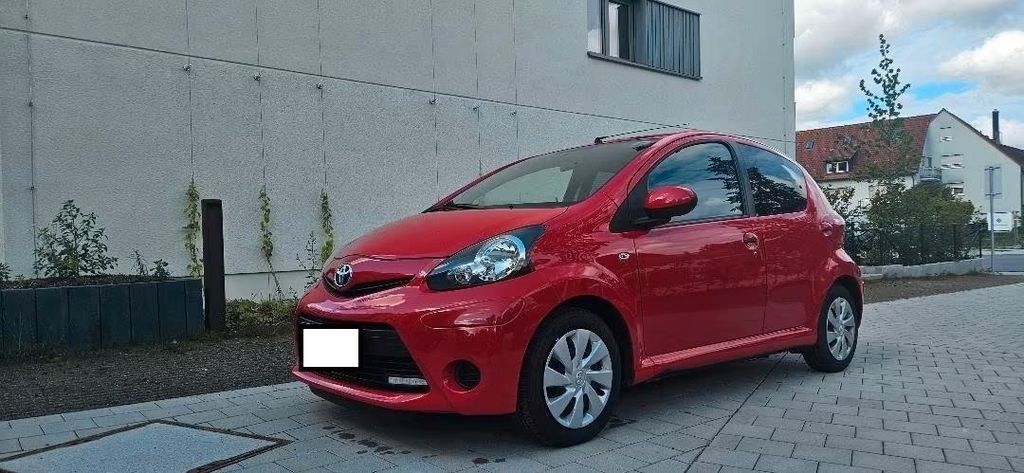 Toyota Aygo (X) 137.000 km 2.800 &euro; Nürnberg 90429