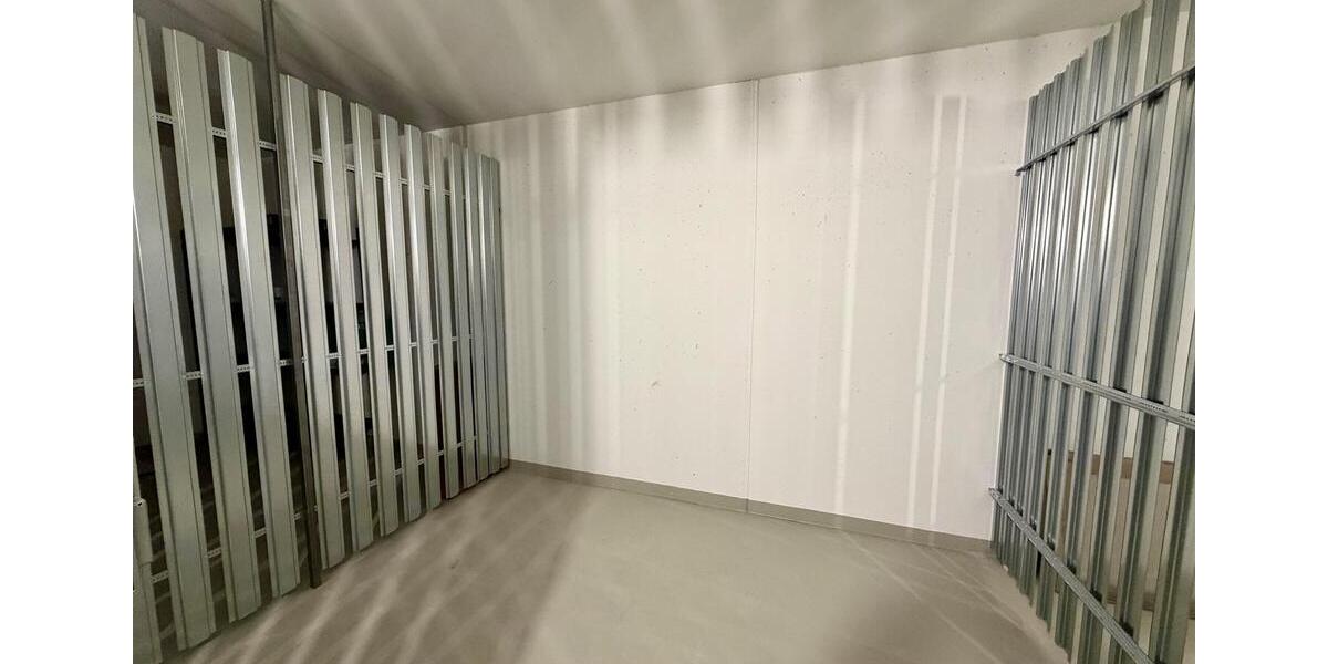 Etagenwohnung Erlangen Am Anger - 3 Zimmer, 91 m&sup2;, 1.670&euro; | Angebot:24981802