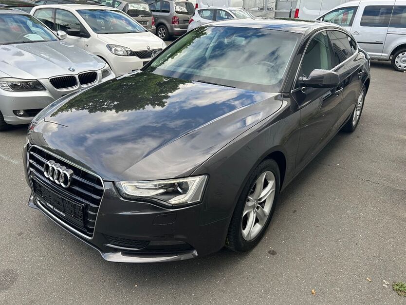 Audi A5 128.000 km 15.990 € Nürnberg 90439