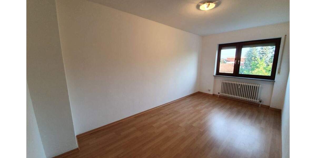 Etagenwohnung Erlangen Alterlangen - 3 Zimmer, 80 m&sup2;, 210.000&euro; | Angebot:24484976
