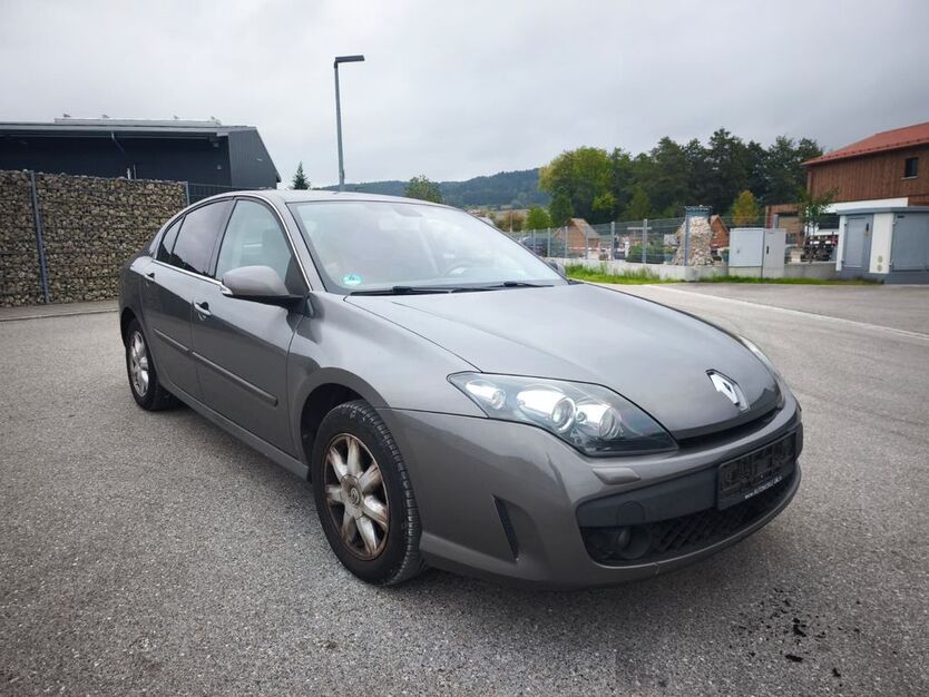 Renault Laguna 180.015 km 5.500 € Nürnberg 90471