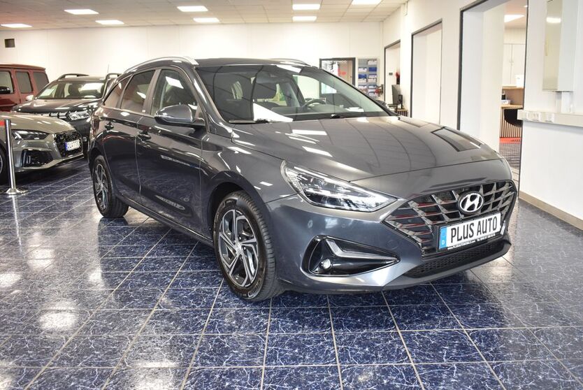 Hyundai i30 143.563 km 13.870 € Nürnberg 90431