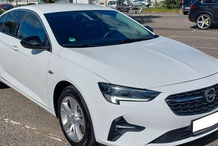 Opel Insignia 62.850 km 16.100 &euro; Nürnberg 90441