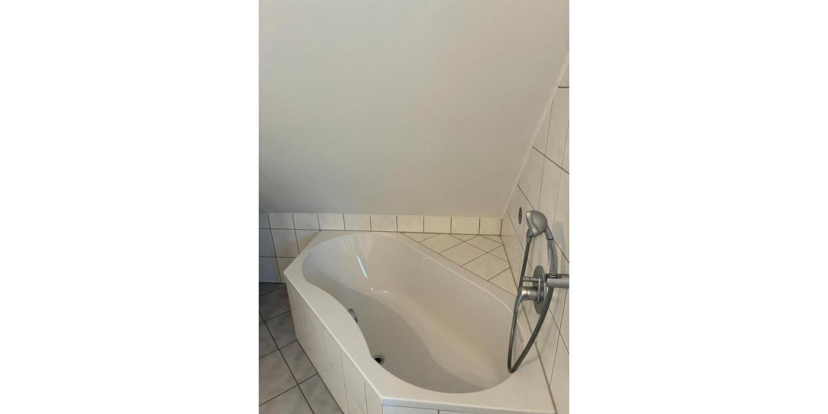 Dachgeschoßwohnung Igensdorf - 2 Zimmer, 101 m&sup2;, 1.000&euro; | Angebot:26338949
