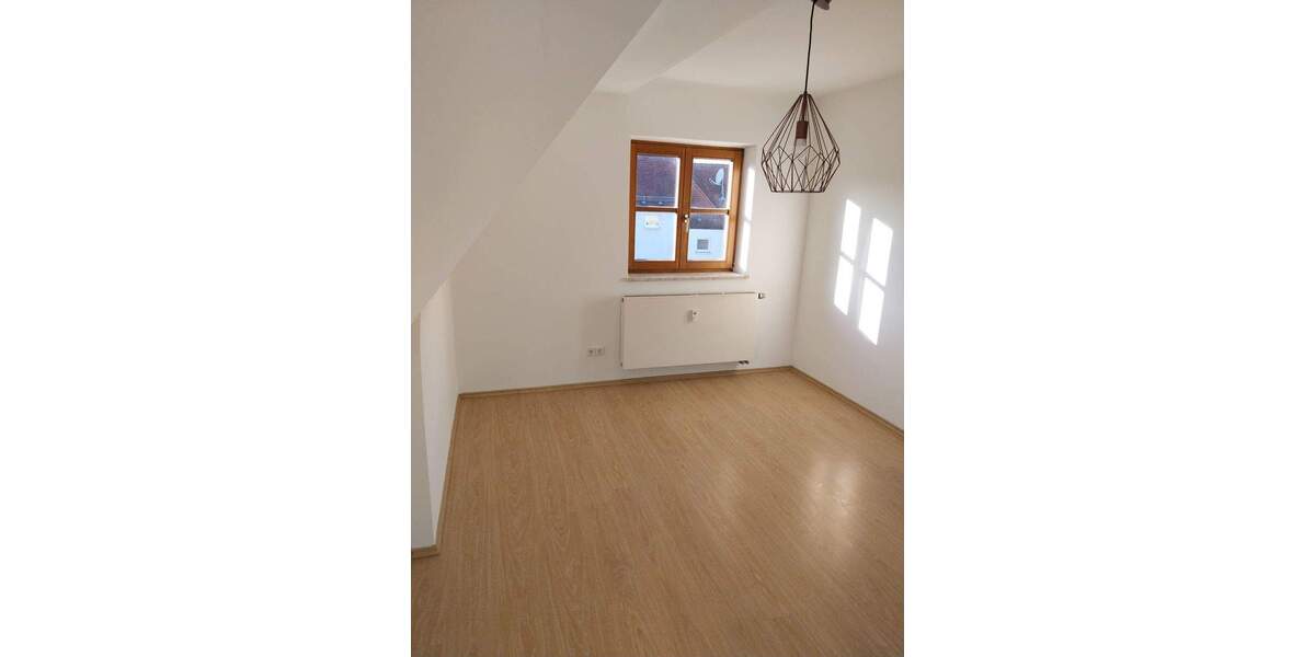 Charmante, helle 3 Zimmer Wohnung in Lauf 3 zimmer