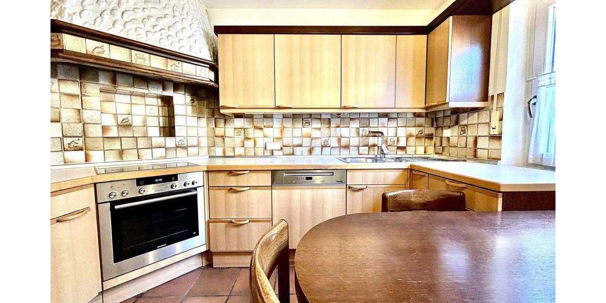 Reihenmittelhaus Fürth Unterfarrnbach - 5 Zimmer, 133 m&sup2;, 399.000&euro; | Angebot:25390246