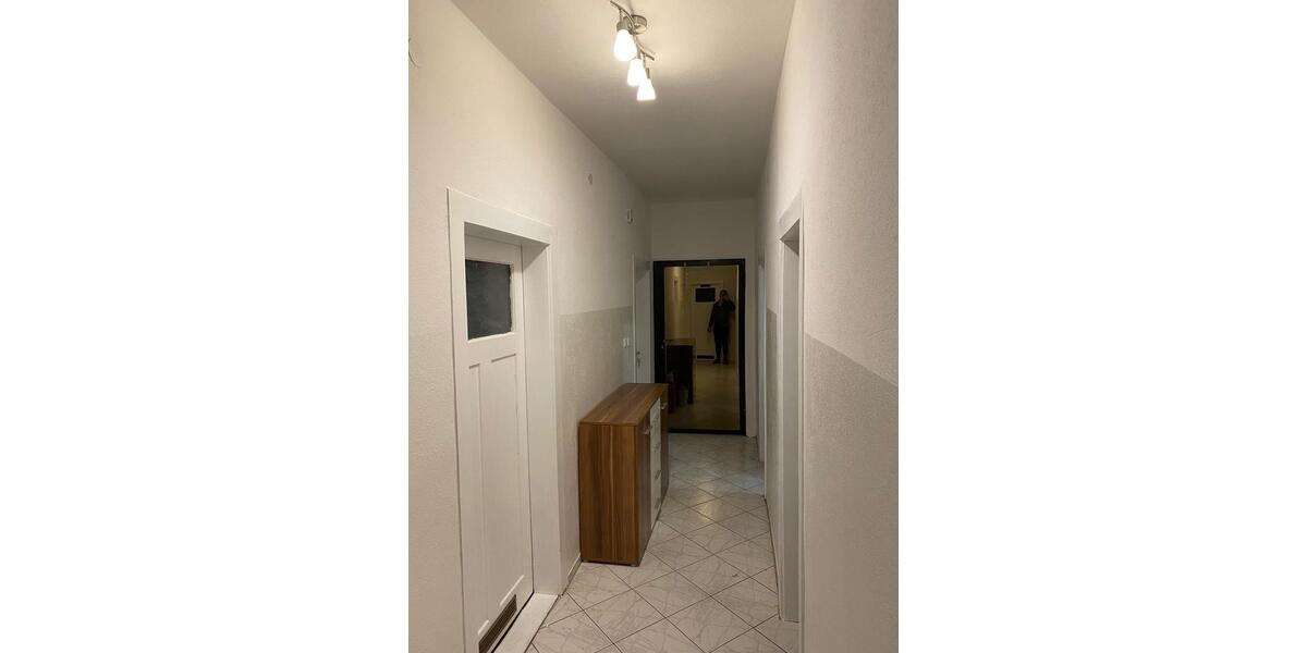 Etagenwohnung Nürnberg Gleißhammer - 6 Zimmer, 115 m&sup2;, 1.250&euro; | Angebot:26405827