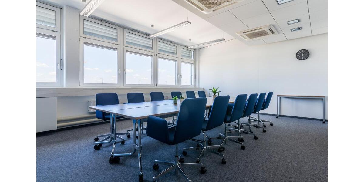 Privater Büroraum für 4 Person in Regus Nürnberg Airport zimmer