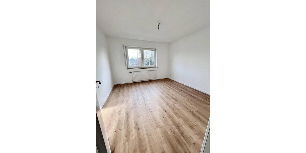 Etagenwohnung Fürth Stadeln - 3 Zimmer, 78 m&sup2;, 1.100&euro; | Angebot:26217984