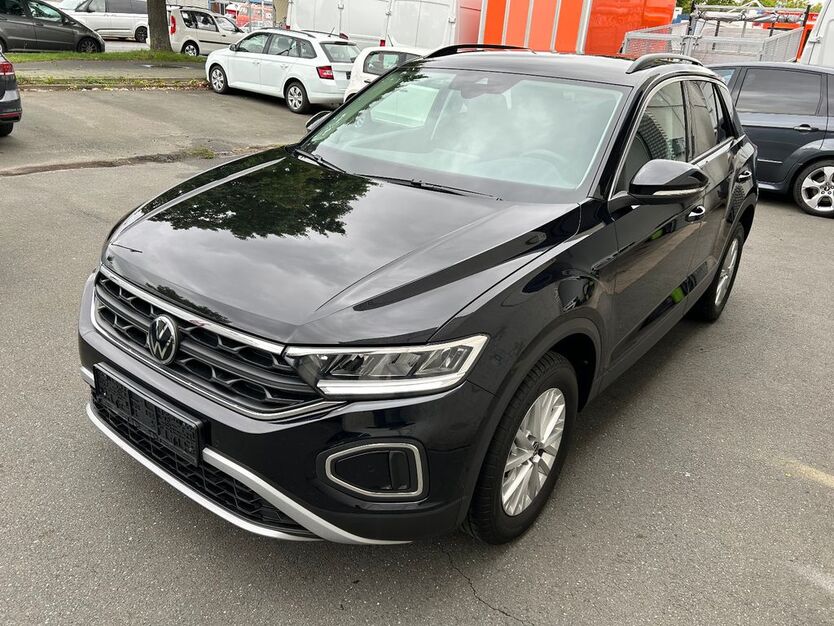 VW T-Roc 92.000 km 20.990 € Nürnberg 90439
