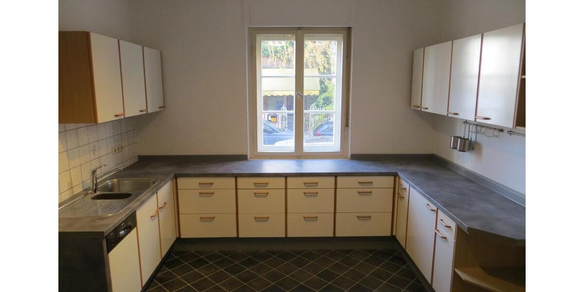 Helle 2-Zimmer-Wohnung mit brandneuer Heizung & großer Wohnküche 2 zimmer