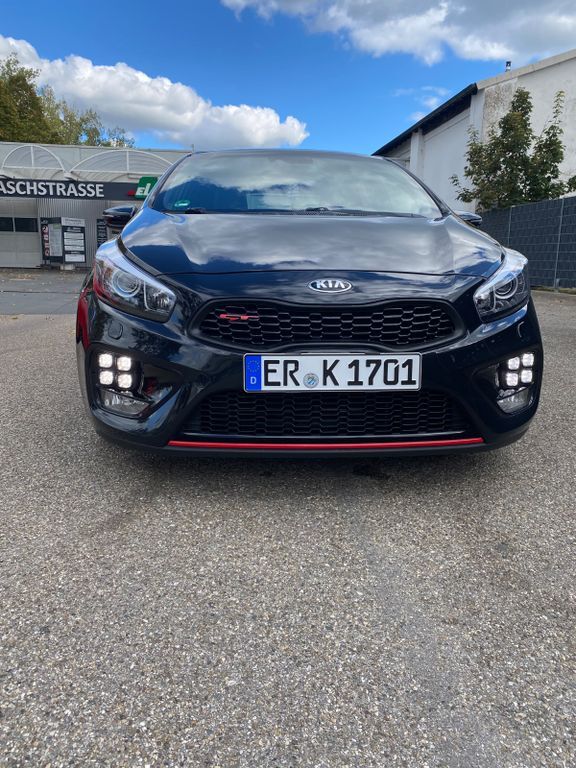 Kia ceed / Ceed 121.000 km 13.500 € Erlangen 91058