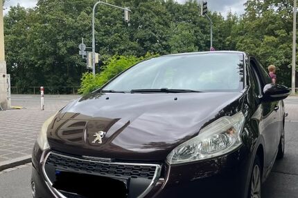 Peugeot 208 94.100 km 4.900 &euro; Fürth 90765