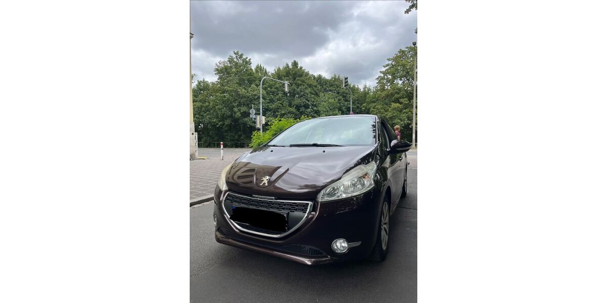 Peugeot 208 94.100 km 4.900 &euro; Fürth 90765