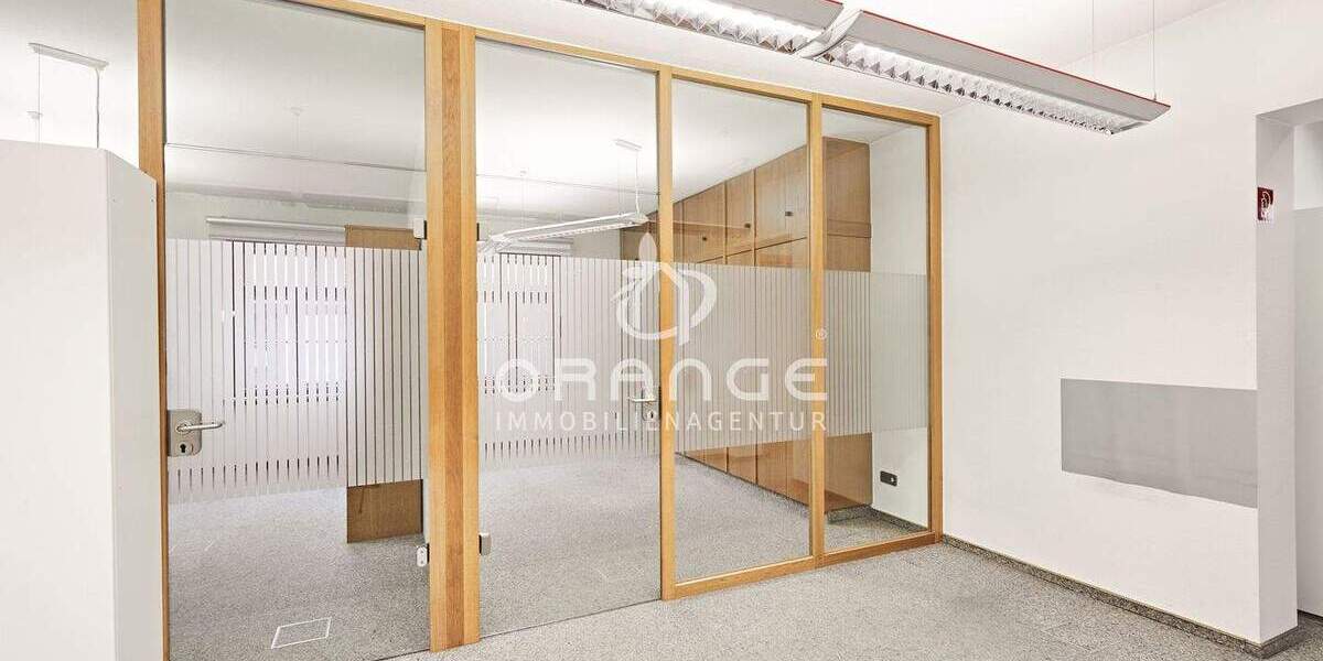 ***Direkt an der B14 - Denkmalgeschütze Gewerbefläche sucht neuen Eigentümer*** zimmer