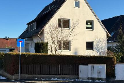 Haus Nürnberg Katzwang - 6.5 Zimmer, 170 m&sup2;, 649.000&euro; | Angebot:26074525
