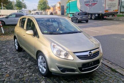 Opel Corsa 42.195 km 2.650 &euro; Nürnberg 90441