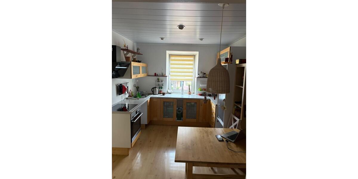 Etagenwohnung Nürnberg Eberhardshof - 3 Zimmer, 85 m&sup2;, 1.100&euro; | Angebot:27586498