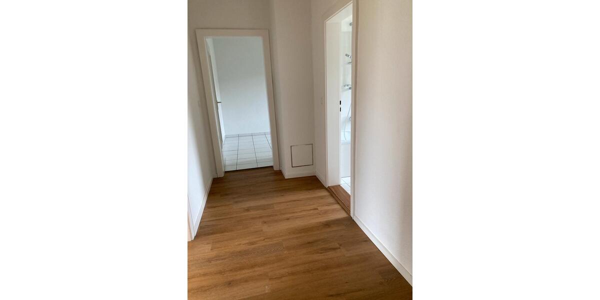 2,5 Zi-Whg ohne Balkon incl EBK Stadtgrenze NbgFürth 2 zimmer