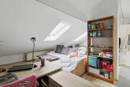 Attraktive 1-Zimmer-Dachgeschosswohnung in Nürnberg - kompakt, hell, gut vermietbar 1 zimmer