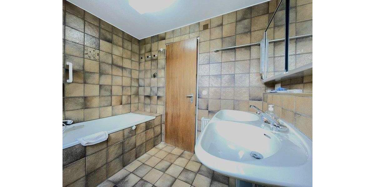 Mehrfamilienhaus, Wohnhaus Schwaig-Behringersdorf Behringersdorf - 6 Zimmer, 192 m&sup2;, 824.000&euro; | Angebot:25743117