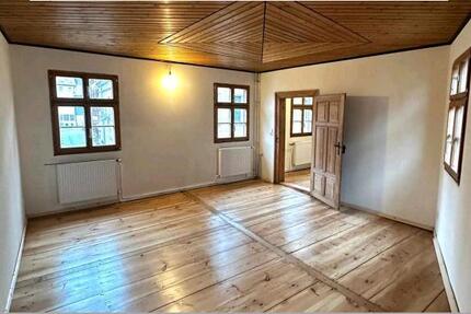 Wohnung Fürth Altstadt - 3 Zimmer, 65 m&sup2;, 700&euro; | Angebot:25050025