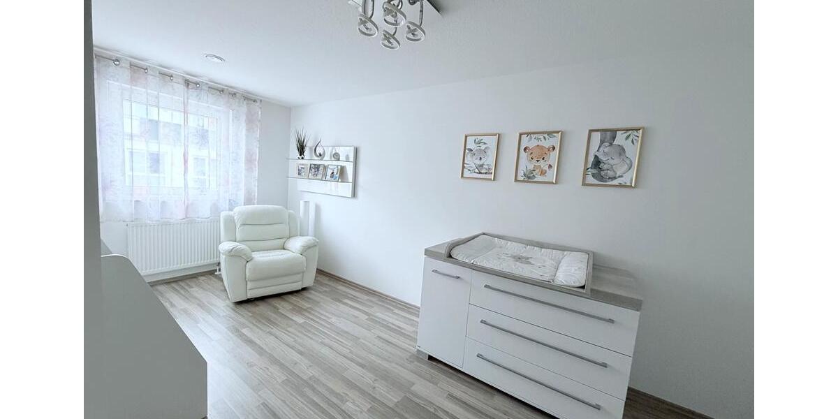 Reihenhaus Nürnberg Kleinweidenmühle - 4 Zimmer, 136 m&sup2;, 570.000&euro; | Angebot:25842408