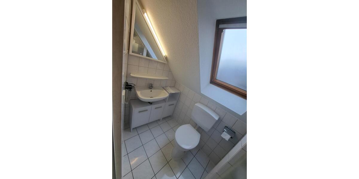 Dachgeschoßwohnung Fürth Eigenes Heim - 1 Zimmer, 25 m&sup2;, 482&euro; | Angebot:25476077