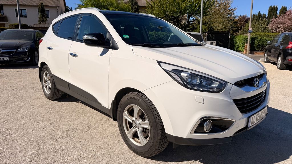 Hyundai ix35 180.000 km 10.499 &euro; Oberasbach 90522