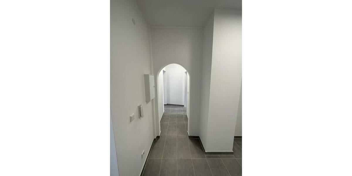 Wunderschön renovierte 2 ZW plus Wohnküche und Bad in Fürth - Höfener Str. 18 inkl. EBK 2 zimmer