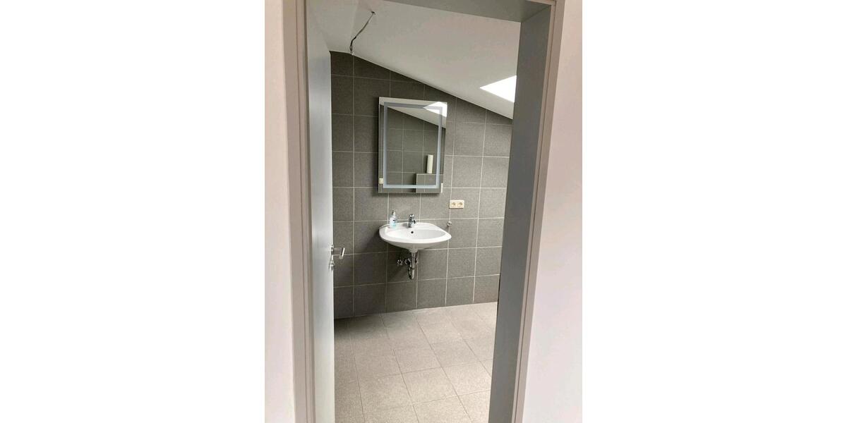 Dachgeschoßwohnung Georgensgmünd - 3 Zimmer, 115 m&sup2;, 890&euro; | Angebot:26130522