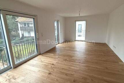 Ankommen und wohlfühlen: Bezugsfertige Neubau-Eigentumswohnung mit zwei Balkonen in Nürnberg 4 zimmer