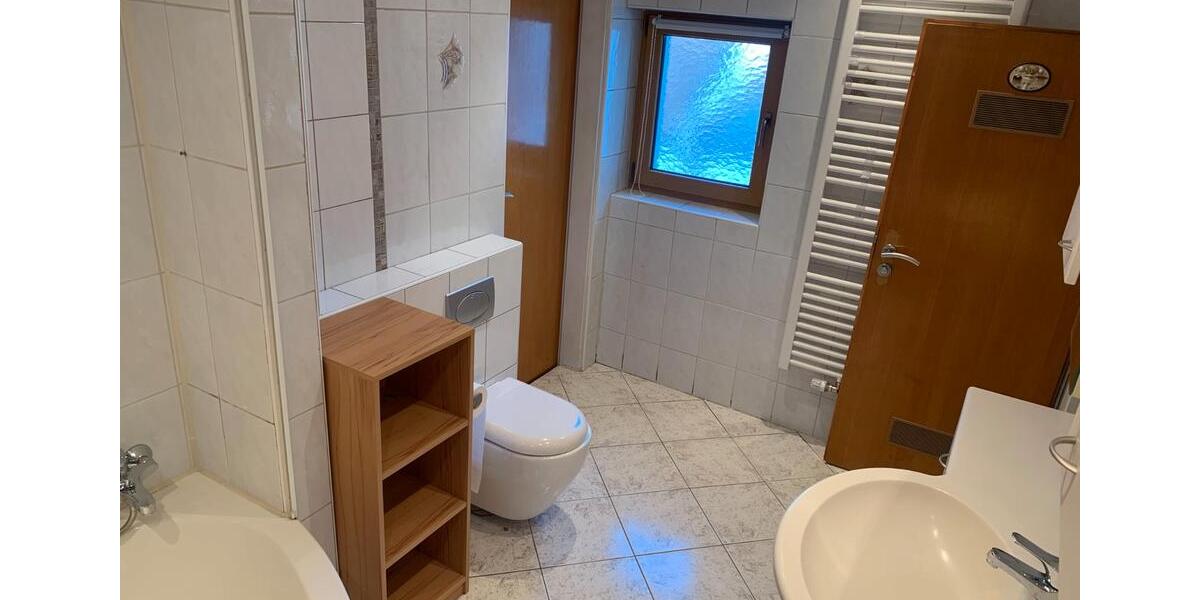 Einfamilienhaus Herzogenaurach - 7 Zimmer, 190 m&sup2;, 695.000&euro; | Angebot:26227945