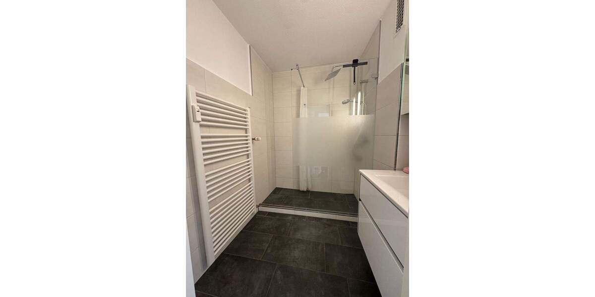 Etagenwohnung Nürnberg Röthenbach b Schweinau - 2 Zimmer, 80 m&sup2;, 280.000&euro; | Angebot:25703825
