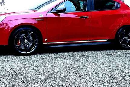 Alfa Romeo Giulietta 172.000 km 14.500 &euro; Buchen (Markt Erlbach) 91459